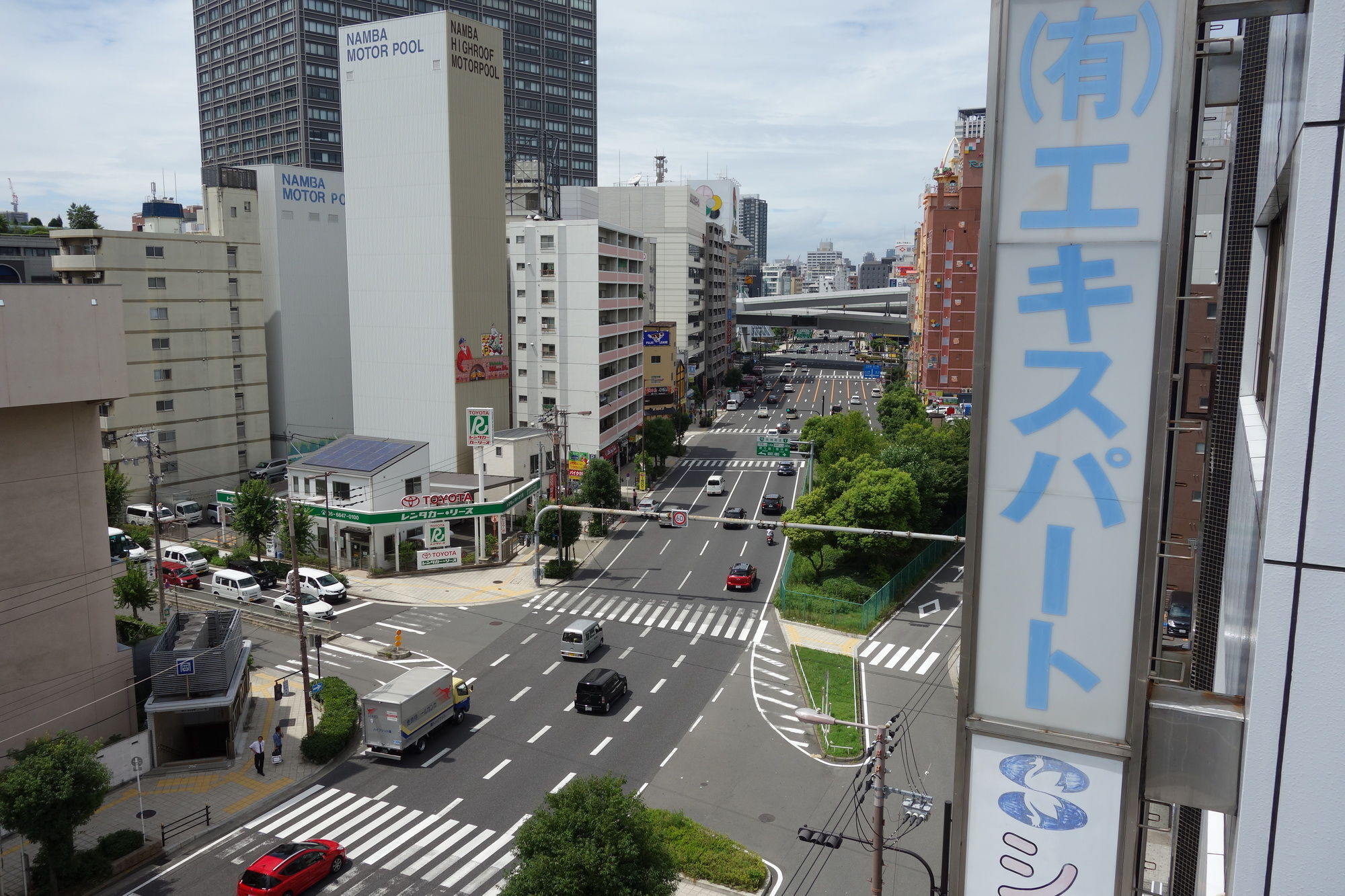 Hotel Kens House Osaka Esterno foto