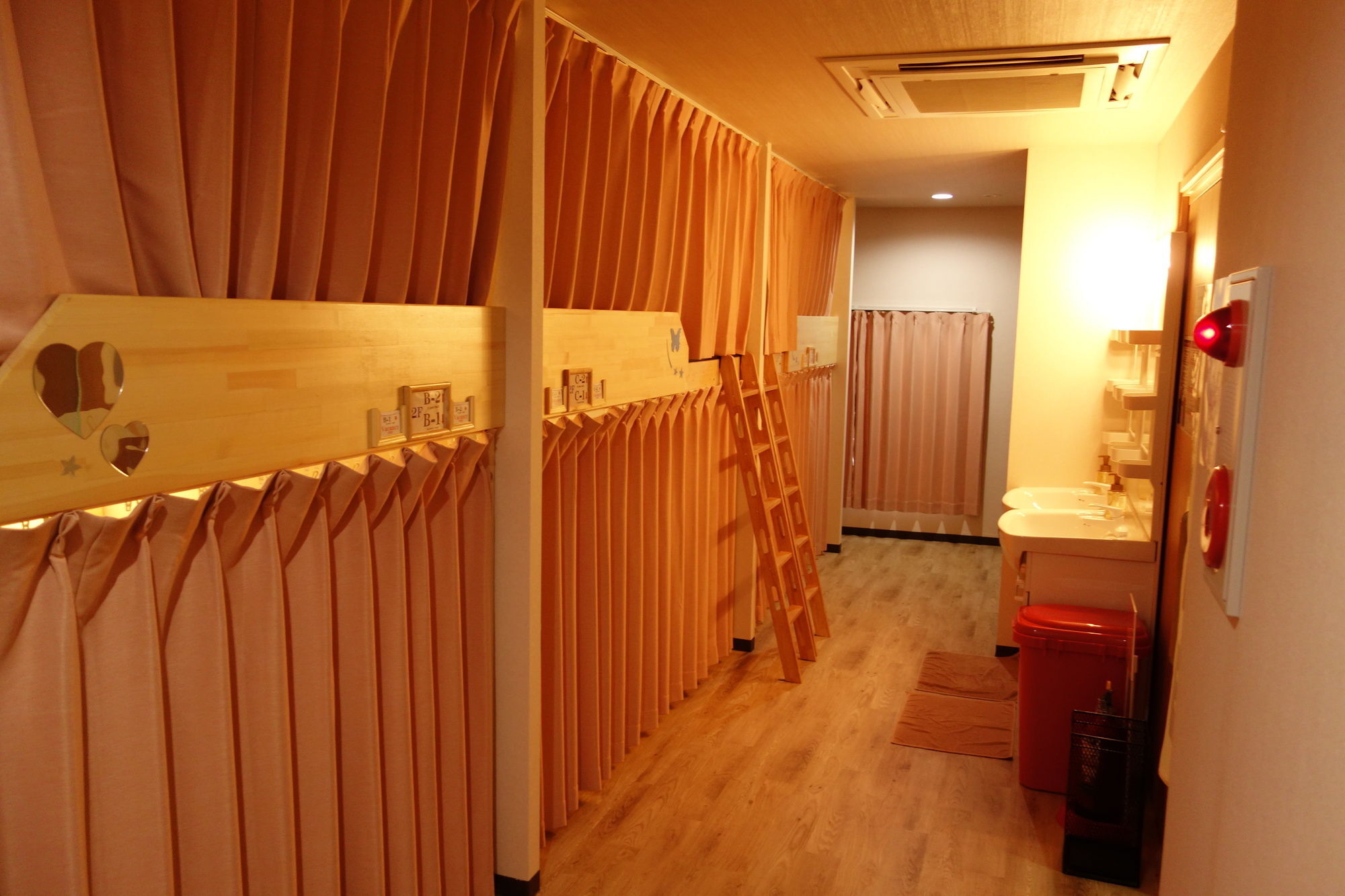 Hotel Kens House Osaka Esterno foto
